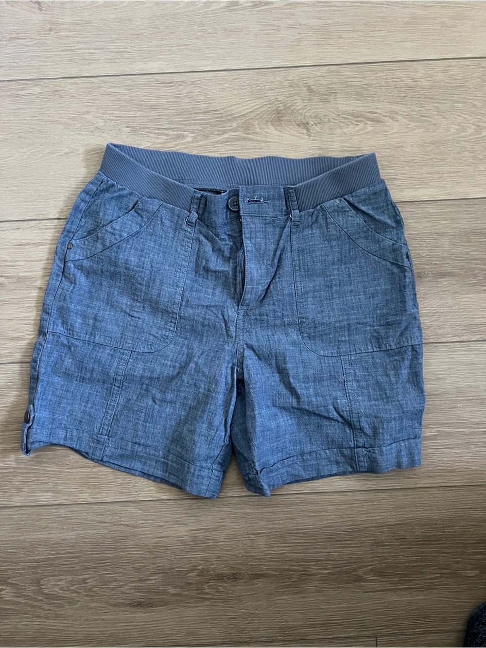 croft & barrow Women’s denim-look Elastic-Waist Blue Shorts